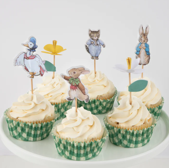 Kit para cupcakes de conejo Peter Rabbit™ en el jardín (x 24 toppers)