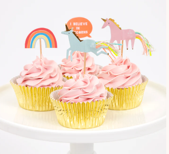 Kit de cupcakes  unicornios - arcoiris  (x 24 adornos)