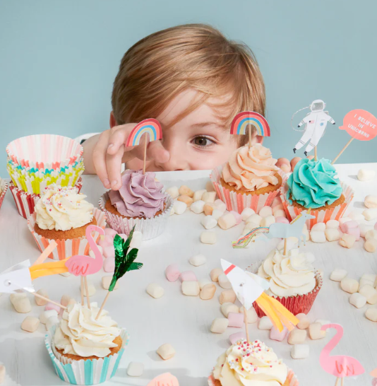 Kit de cupcakes  unicornios - arcoiris  (x 24 adornos)