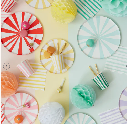 Platos de comida a rayas rosas X 8