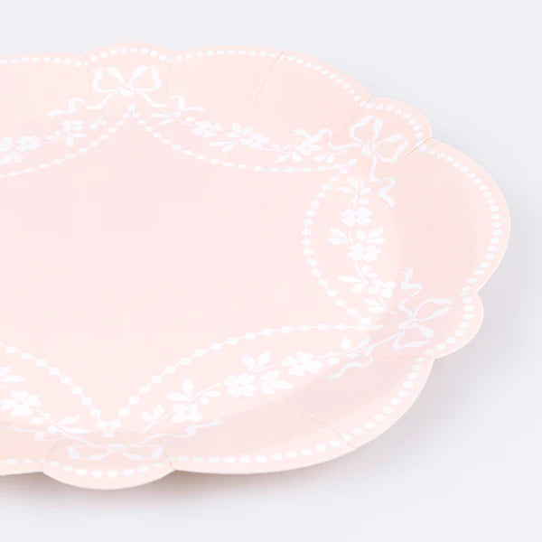 Platos pequeños rosados rococó (x8)